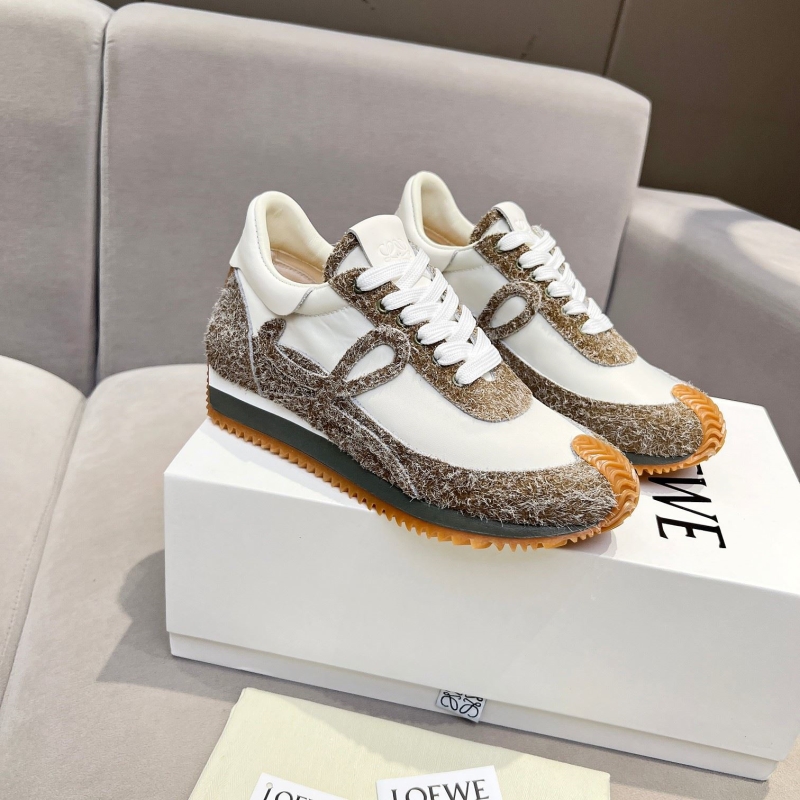 Loewe Sneakers